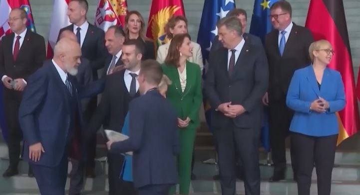 Në pritje të Procesit të Berlinit, liderët e ballkanit diskutojnë në Londër për të ardhmen e rajonit Në pritje të Procesit të Berlinit, liderët e ballkanit diskutojnë në Londër për të ardhmen e rajonit