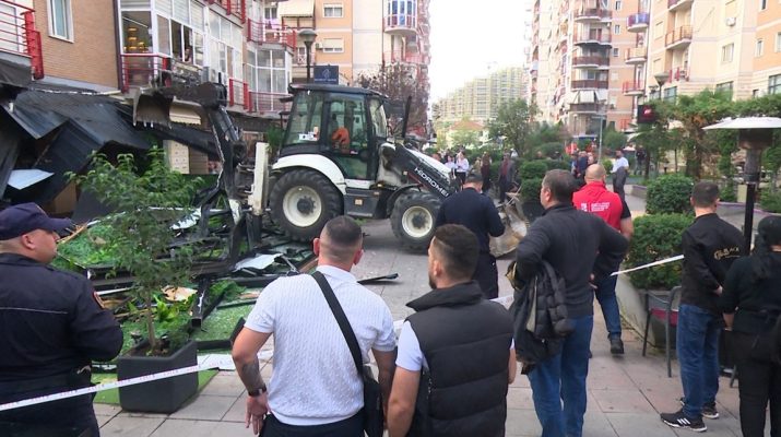 Vijon aksioni për hapësirat publike, prishet lokali në zonën e “Don Boskos”