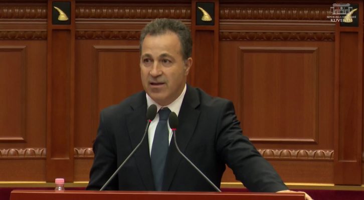 PD kërkon ta shkarkojë, Peleshi: Problemi nuk jam unë! E keni kthyer Kuvendin në arenë lufte, urrejtja këtu ndikon në dhunën në shoqëri PD kërkon ta shkarkojë, Peleshi: Problemi nuk jam unë! E keni kthyer Kuvendin në arenë lufte, urrejtja këtu ndikon në dhunën në shoqëri