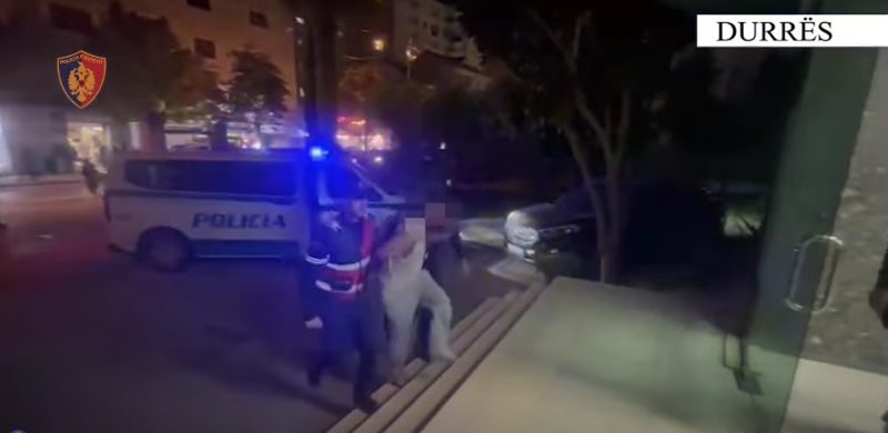 Arrestohet kolumbiani në Durrës, rekrutonte shtetase të huaja dhe i sillte në Shqipëri, i shfrytëzonte për prostitucion