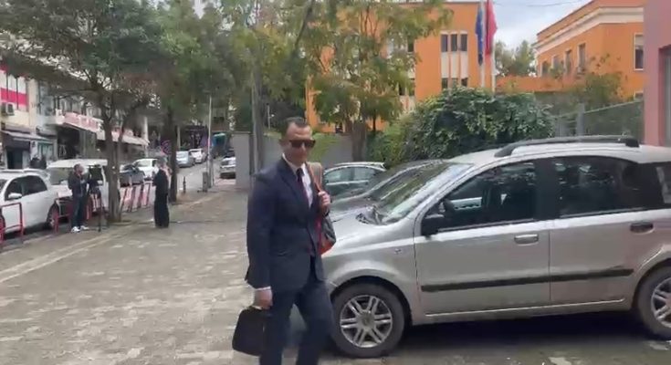 “Po ka dhënë urdhër Ajatollahu do të lirohet”, Meta kërkon lirinë, avokati Cakrani mbërrin në GJKKO