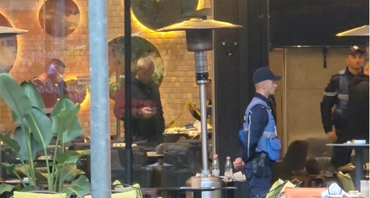 DETAJE/ Vrasja e kuzhinierit në Tiranë, 34-vjeçari u godit me thikë në bark dhe qafë nga kolegu