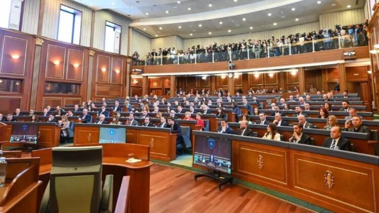 Seanca për qeverinë në Kosovë  Përpjekja e fundit e Vetëvendosjes me mandatar për kryeministër Konjufcën