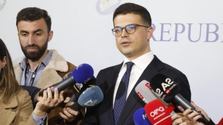 “Prodhim armësh e mjetesh të blinduar”, Vengu: Buxheti më i rëndësishëm për mbrojtjen që nga antarësimi në NATO