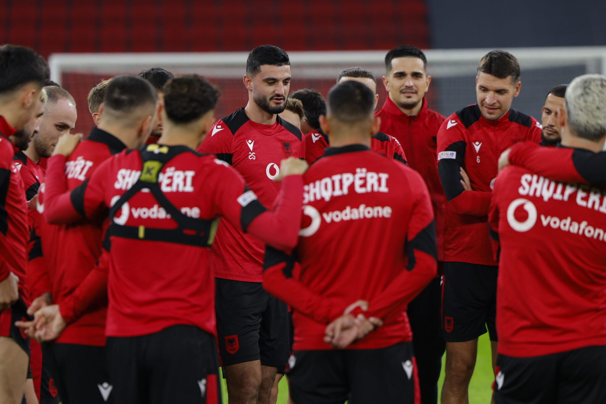 Kualifikueset e Botërorit 2026  Shqipëria mbyll përgatitjet për ndeshjen ndaj Anglisë