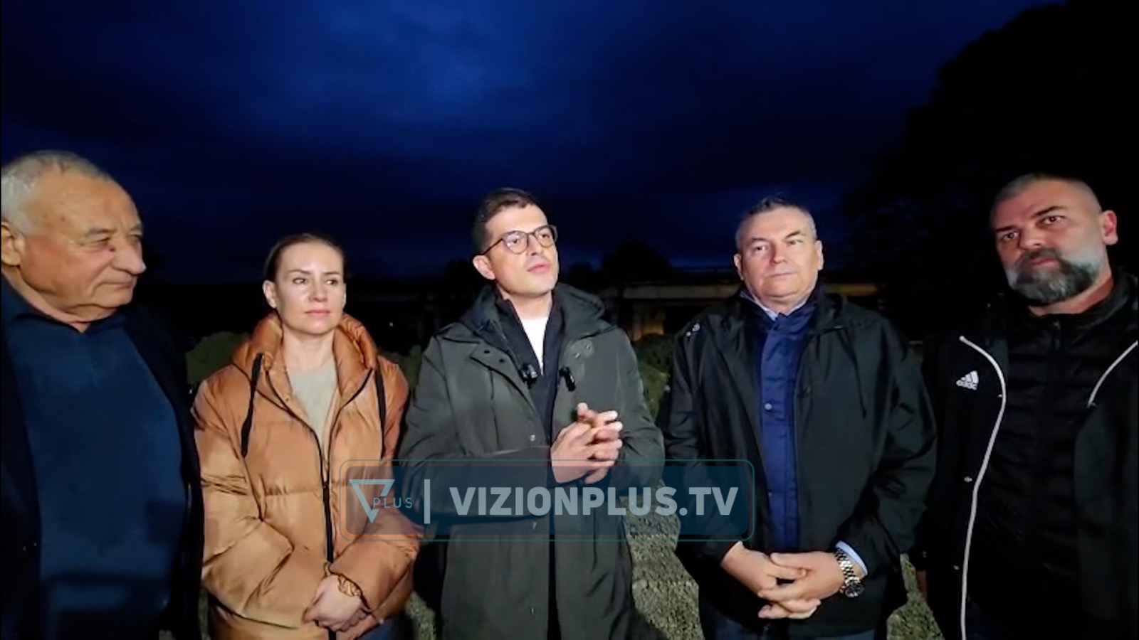  Rreziku nga moti i keq nuk ka kaluar   ministri Vengu  Do të diskutojmë me forcat në terren nëse është e nevojshme të kryhen evakuime