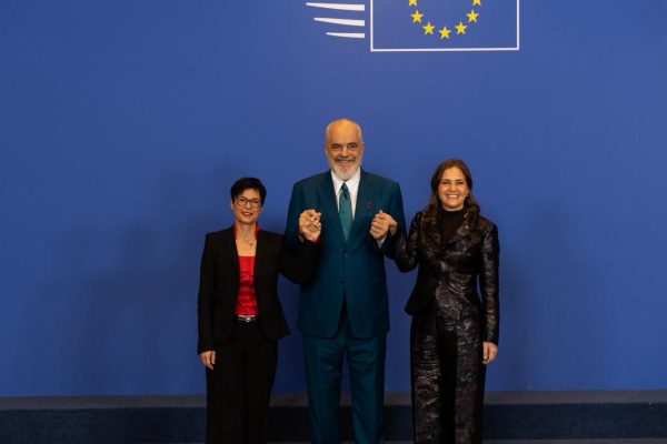 Shqipëria hap grupkapitullin e fundit, Rama: Moment historik! Komisionerja e zgjerimit Kos: Sukses i Shqipërisë