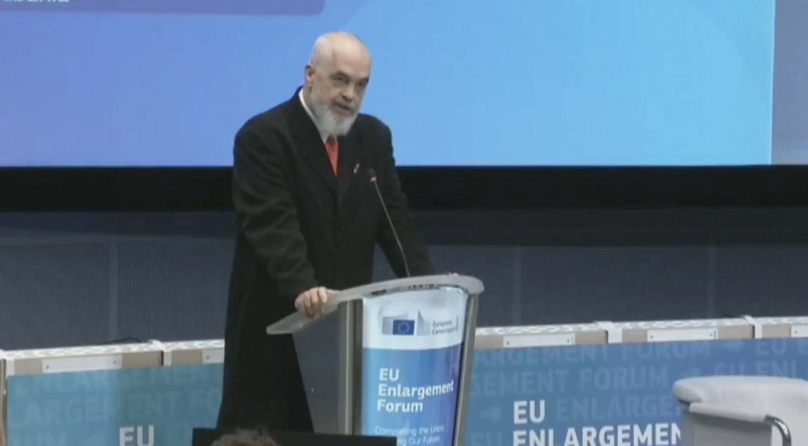 rama-shigjeton-me-humor-burrat-ballkanas-mesazhi-i-vecante-per-marta-kos