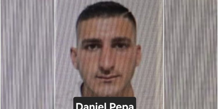 Vrau kamarierin për një kafe në Manzë  vetëdorëzohet në polici autori