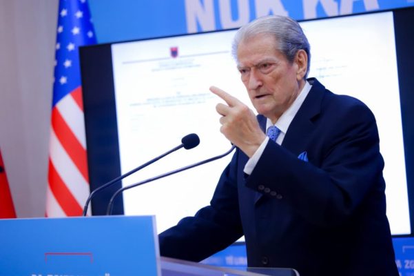 Hetimet për 21 janarin, Berisha refuzon thirrjen e SPAK, nuk paraqitet për të dëshmuar