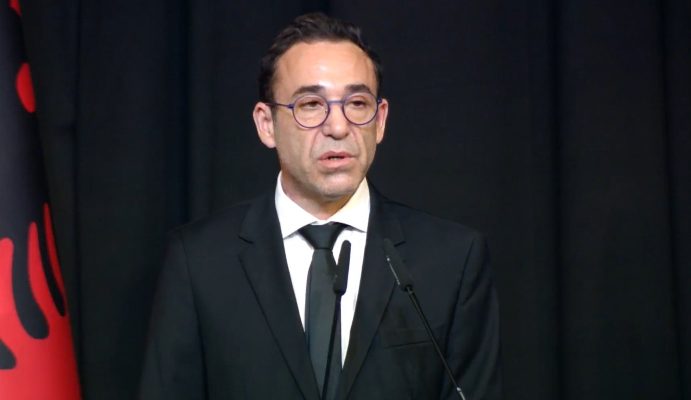 Djali i Fatos Nanos: Nuk kishte frikë nga humbja, e donte lirinë si frymë, jo slogan