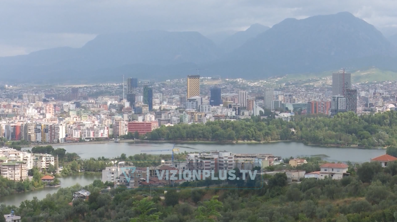 Pritet rivlerësimi i banesave  ekspertët  Shitësit janë tërhequr nga marrëveshjet  synojnë të fitojnë më shumë në 2026