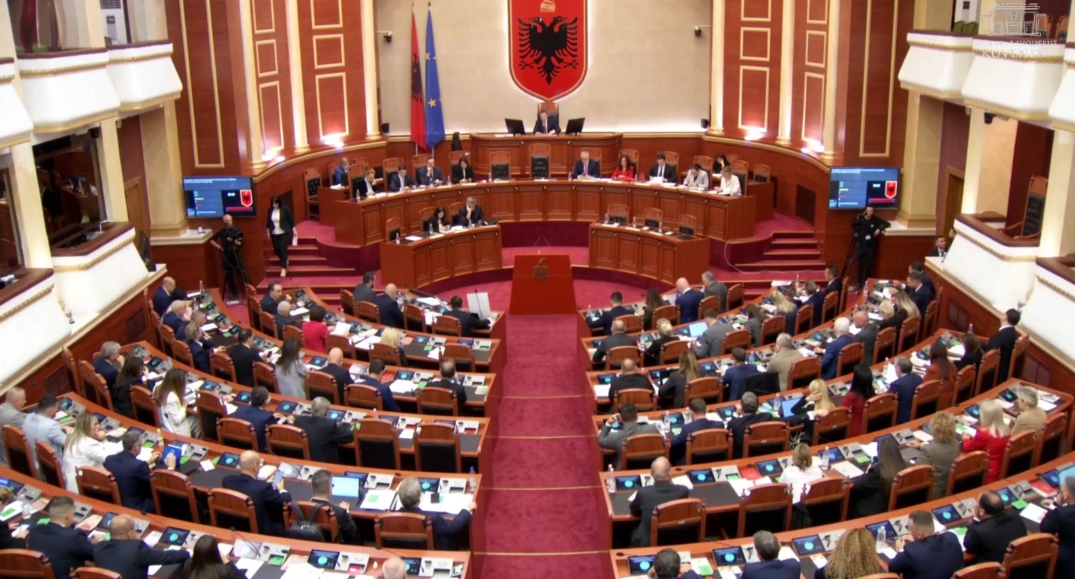 EMRAT  Zgjidhet kryetari dhe anëtarët e Komisionit Rregullator të Zgjedhjeve