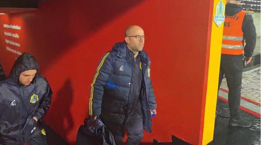 Kandidati i opozitës në Cërrik  shmang  zgjedhjet  vijon aktivitetin si mjek në skuadrën e Elbasanit