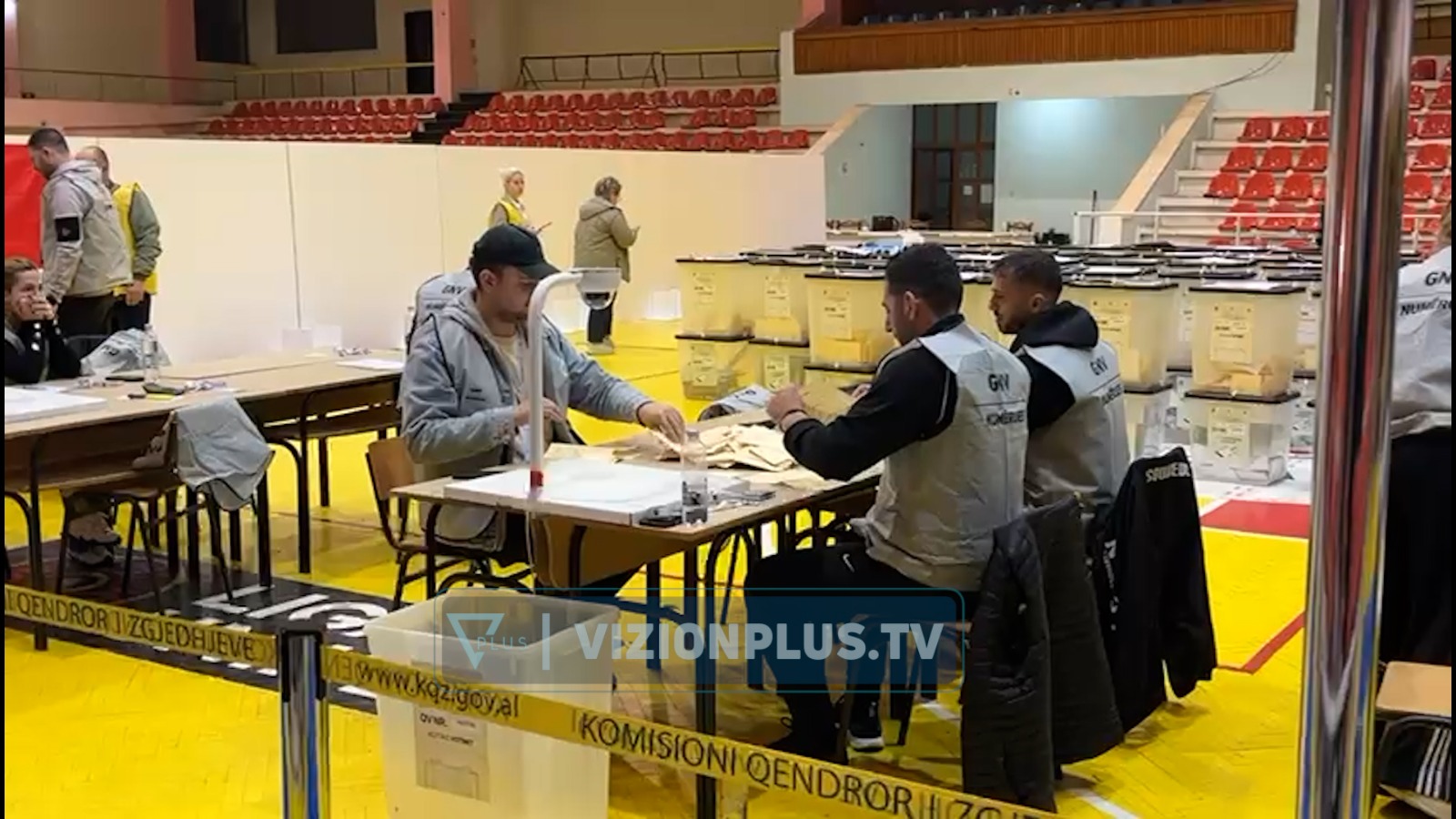 Zgjedhjet në Berat  Mbyllet procesi i numërimit në Velabisht  triumfon socialisti Ervin Ceca