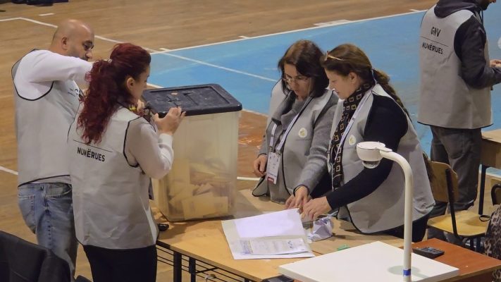 Zgjedhjet e pjesshme/ Nis numërimi i kutive të votimit në Mat