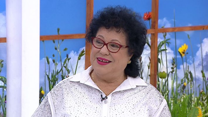 “Ngeli pa frymë”, Irini Qirjako zbulon aktorin e Hollywood që “u çmend” pas saj: Më ndaloi për foto