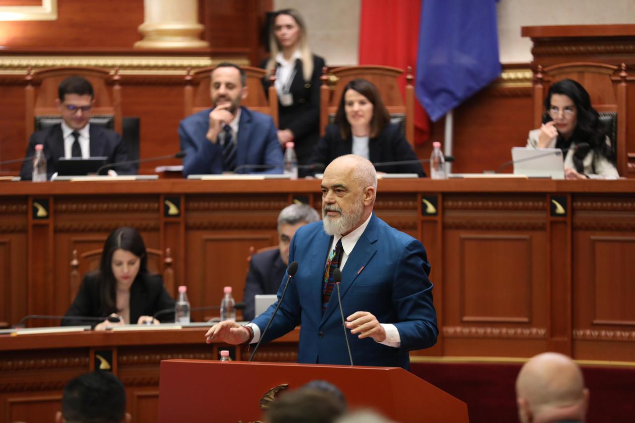 rama-prezanton-projektbuxhetin-deputetet-e-opozites-i-kthejne-shpinen-kryeministrit-debat-per-tunelin-e-llogarase