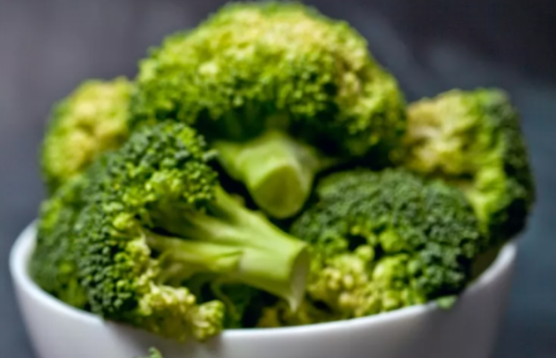 Disa mënyra se si të gatuani brokolin