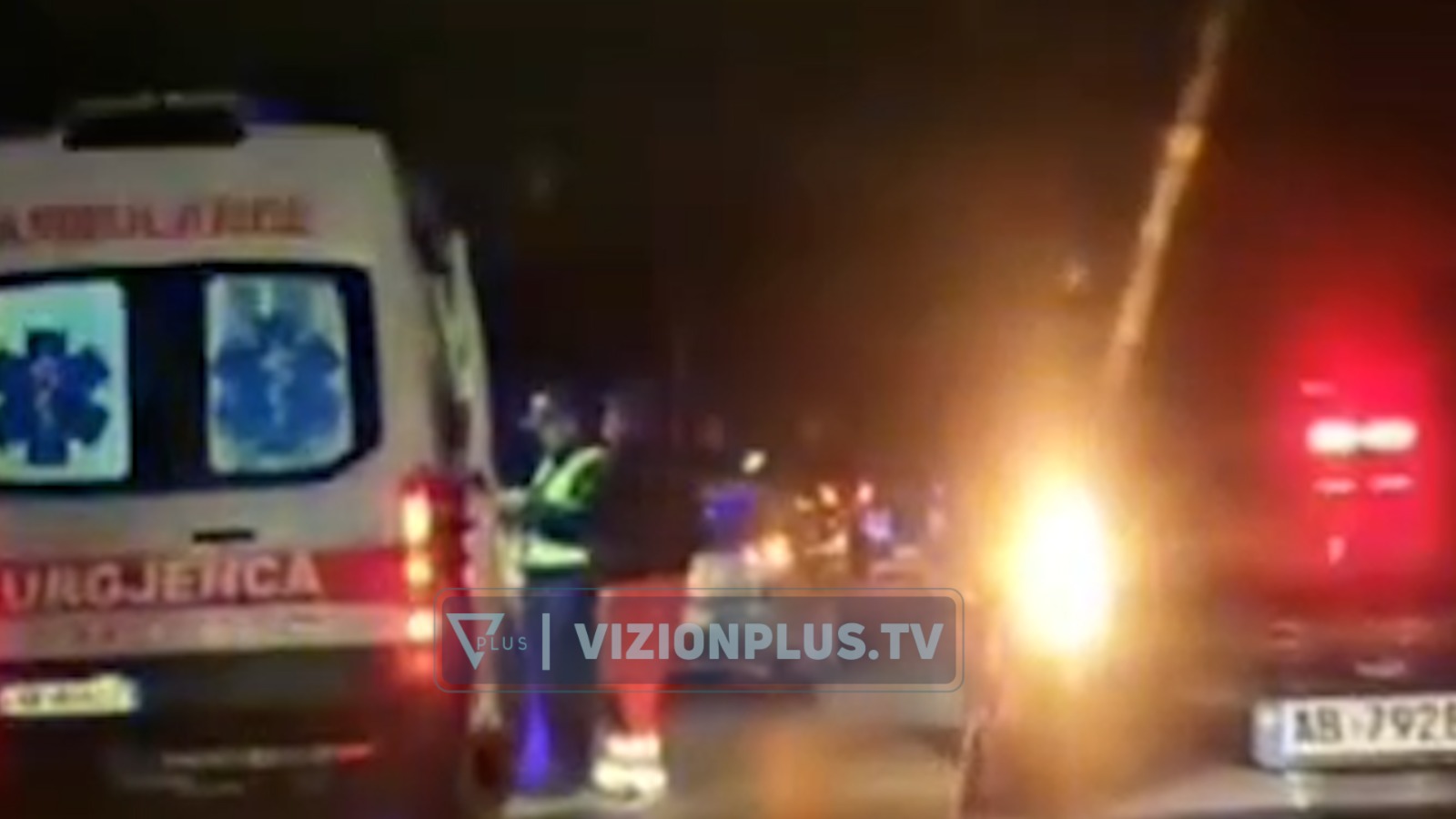 VIDEO  Aksident zinxhir në aksin Elbasan Tiranë  përplasen 7 makina  trafik i rënduar në autostradë