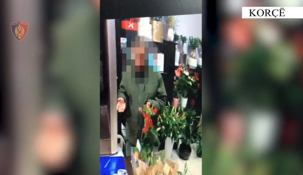 U hoq si i sëmurë dhe u zhvati para qytetarëve  arrestohet 28 vjeçari në Korçë