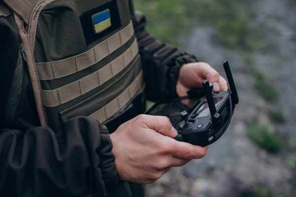 Ukraina godet infrastrukturën energjitike të Rusisë, mbi 20 mijë banorë pa energji elektrike