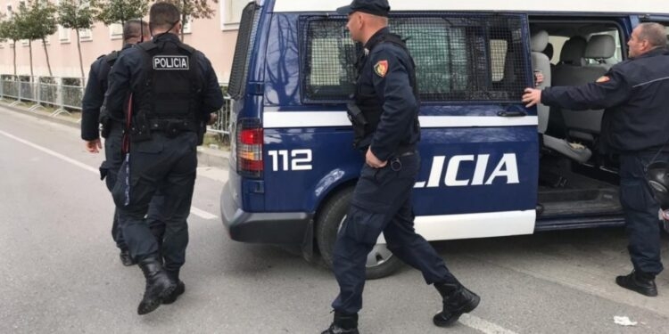 Operacion antidrogë në Tiranë, goditen rrjetet e shpërndarjes, 38 masa sigurie të lëshuara