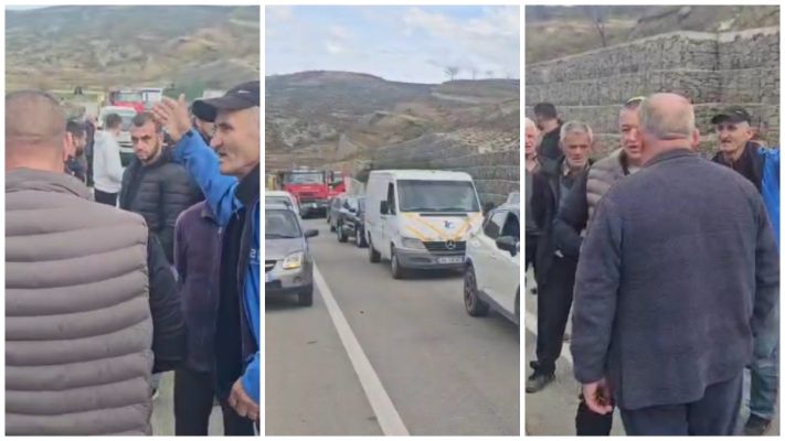 Rruga e re izolon fshatin, banorët e Kalivaçit  në protestë, bllokojnë qarkullimin e automjeteve