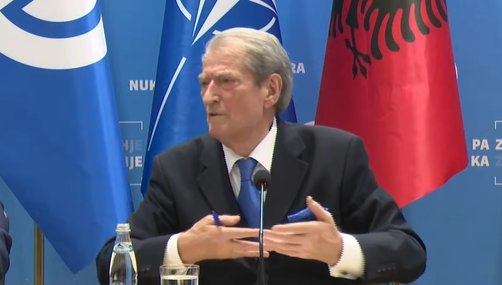  Është radha jonë   Berisha  Nuk do të ndalemi deri në largimin e qeverisë