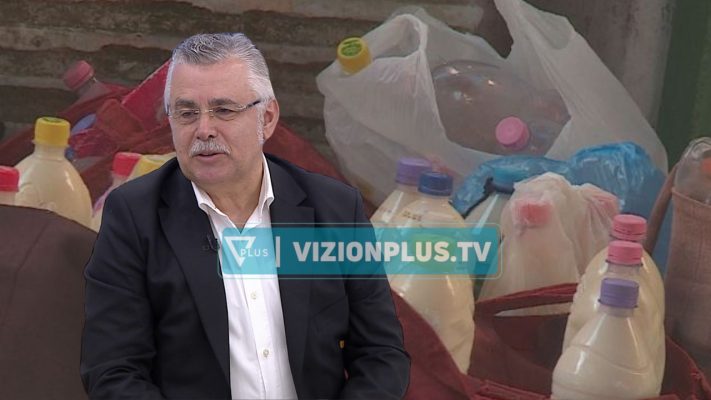 “Qumështi i marketit më i mirë se i fermerit që e shet në rrugë”, eksperti: Hiqeni nga mendja, nuk i dihet origjina “Qumështi i marketit më i mirë se i fermerit që e shet në rrugë”, eksperti: Hiqeni nga mendja, nuk i dihet origjina