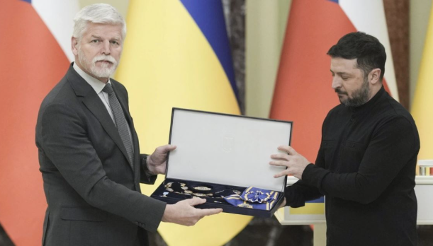 Republika Çeke do të furnizojë Ukrainën me avionë luftarakë dhe radarë