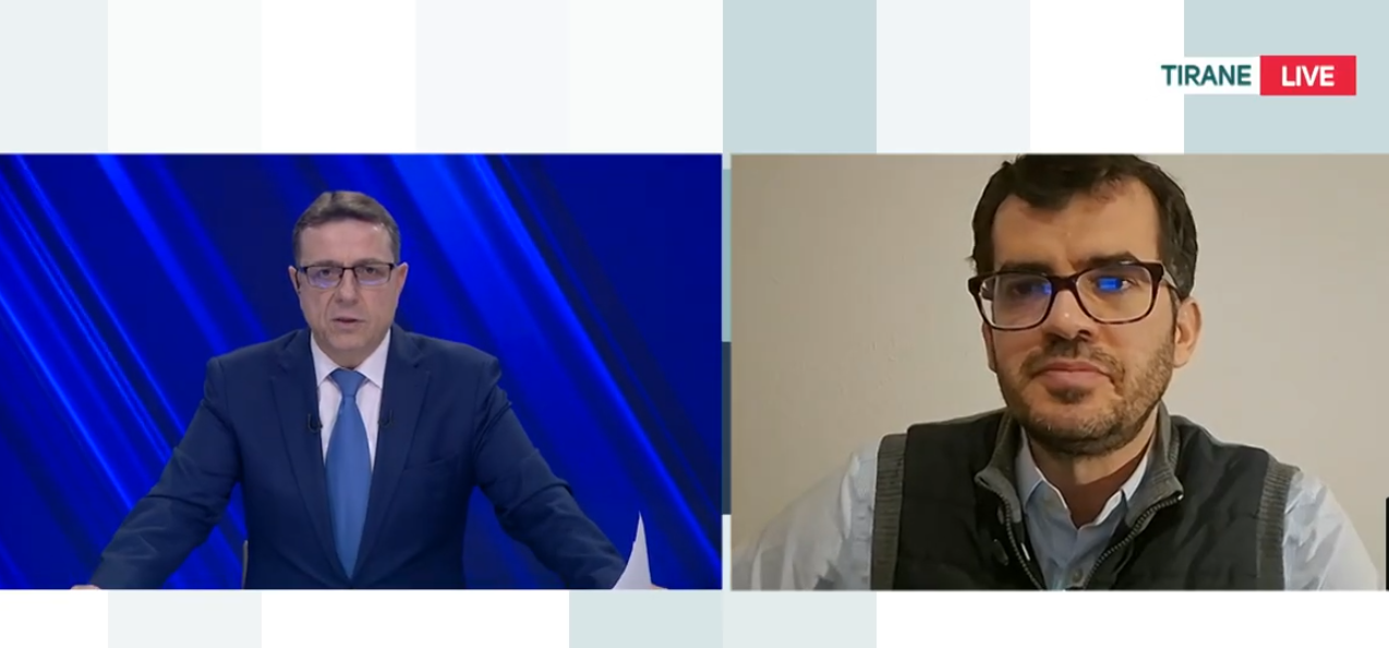 Tensionet në Kuvend  analisti  Sa herë flet Berisha  lindin probleme  Protestat nuk i shërbejnë opozitës