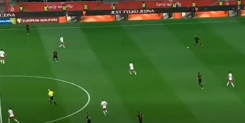 Shqipëria shpërdoron, Polonia shënon!