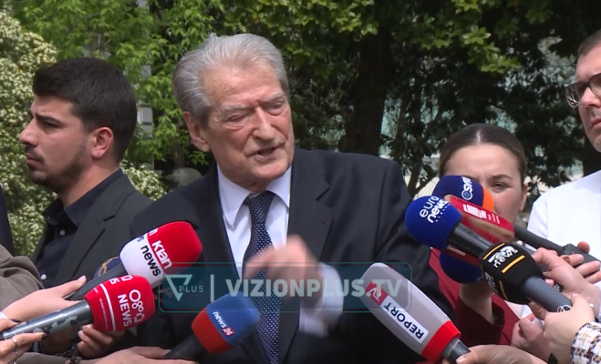 “Pallati, në shkelje të rregullave”, Berisha: Edi Rama mori në mbrojtje ndërtuesin