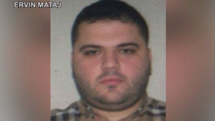 Dyshohet se trafikoi 240 kg lëndë narkotike  policia jep detaje nga arrestimi i Ervin Matës  Fshihej në Brazil me dokumente të falsifikuara