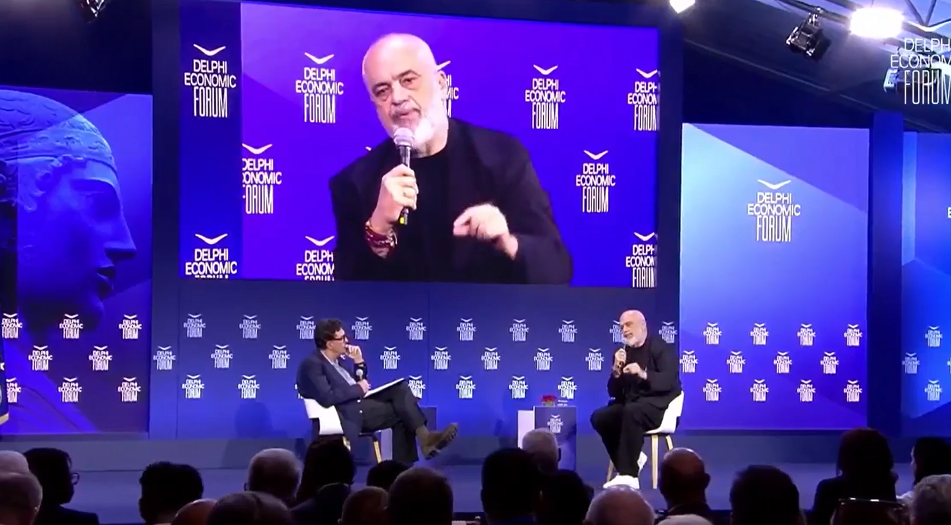 Gjykimi i ish krerëve të UÇK së  Rama  Hetimet u ngritën mbi një raport fantazish  ja çfarë bisedova me Donald Trump