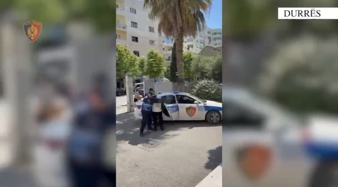 Lëvizte i armatosur me pistoletë  kapet në flagrancë dhe vihet në pranga 32 vjeçari në Durrës