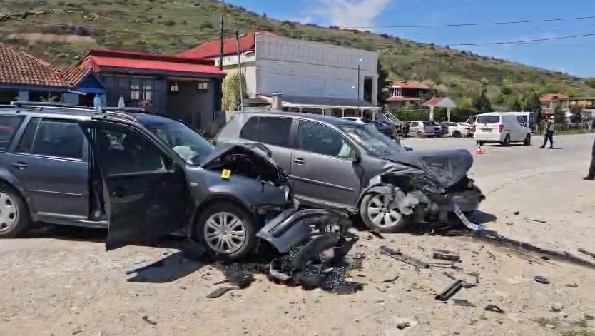 aksident-ne-aksin-maliq-korce-tre-te-plagosur