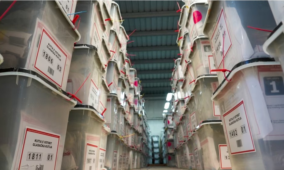 Dështimi për presidentin në Kosovë  KQZ kërkon që zgjedhjet të mbahen në 7 qershor  Organizimi s është i lehtë