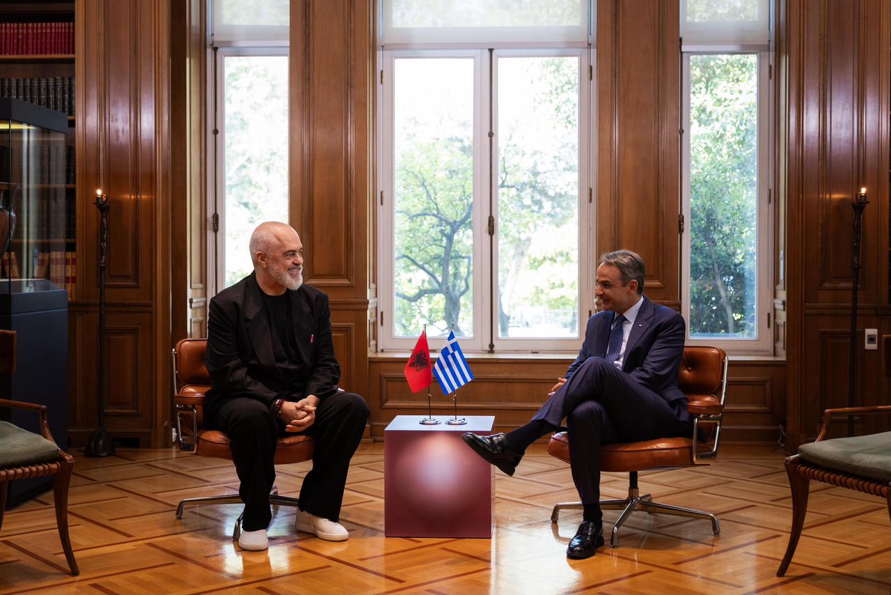 Rama takohet me Mitsotakis në Athinë  Do kapërcejmë çështjet e mbartura Shqipëri Greqi