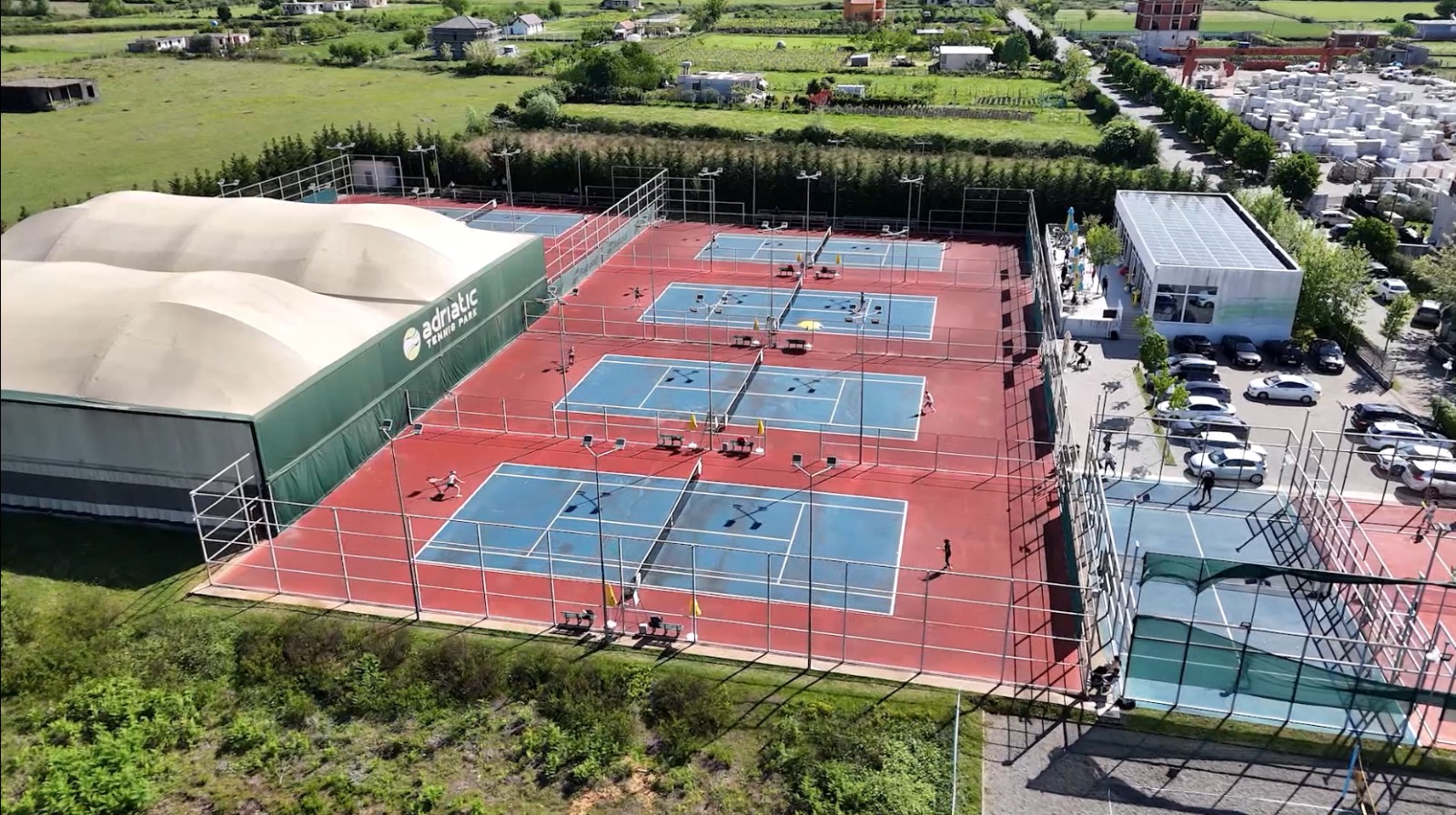 Shkodra pret turneun e tenisit  marrin pjesë 130 sportistë nga vende të ndryshme