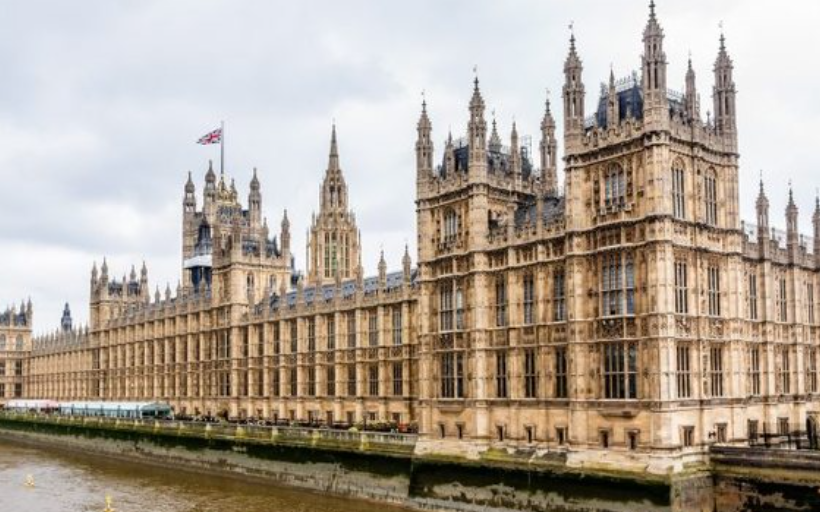 a-po-mbeshtesin-votuesit-britanike-rikthimin-e-vendit-ne-be