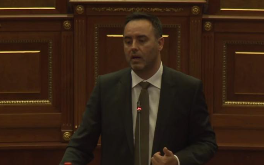 Kriza presidenciale në Kosovë  Konjufca dhe Kollçaku tërheqin kandidaturat