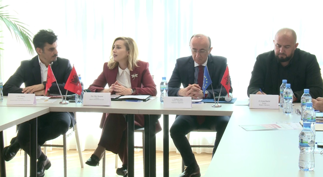  Vende Pune të Shëndetshme   fushatë ndërgjegjësimi në muajin maj  panelistët  Standardet e BE të mos mbeten vetëm në letër  t i kthejmë në praktikë