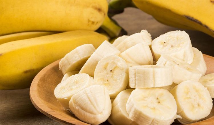 nga-bananet-te-cokllata-e-zeze-6-ushqime-qe-ulin-nivelet-e-stresit