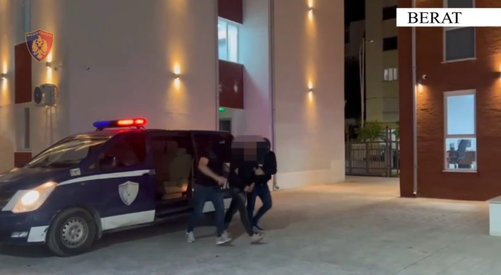 Berat  Lojëra fati në lokal  arrestohet pronari  sekuestrohen kompjuterë dhe para