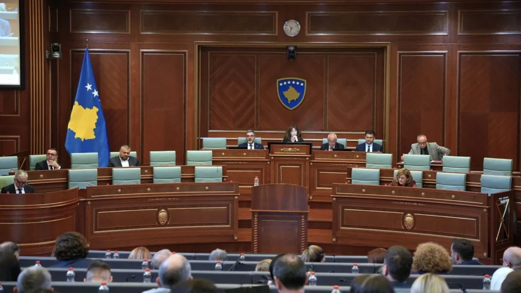 Presidenti  afati drejt përfundimit  nëse partitë nuk gjejnë konsensus deri nesër  Kosova shkon në zgjedhje të reja