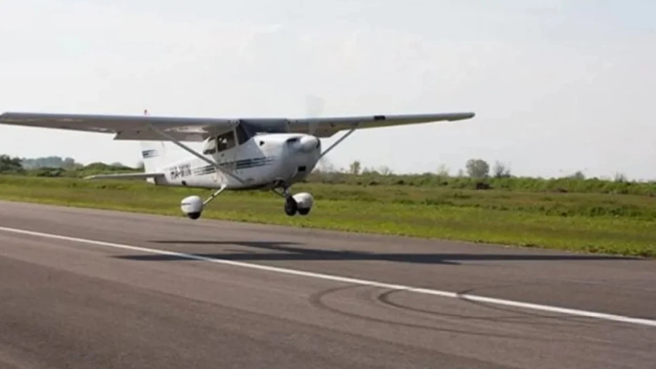 Rrëzohet aeroplani në Zvicër  humb jetë piloti