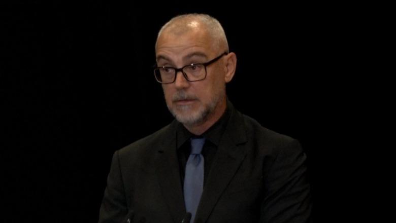 Homazhet për Servet Pëllumbin  djali Arben Pëllumbi  Nuk humba vetëm babanë  por një shtyllë të jetës  Lamtumirë profesor