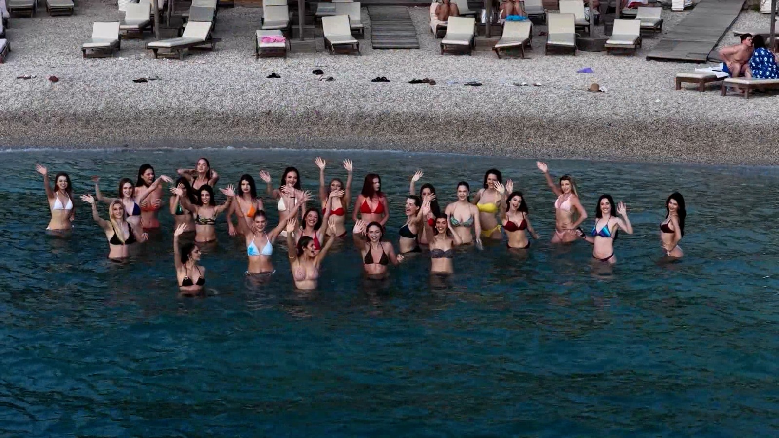  Miss Shqipëria  promovon rivierën  vajzat bëjnë ndalesa në vendet më të bukura të bregdetit jonian